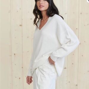 Jenni Kayne Charlie Cashmere V-neck sweater